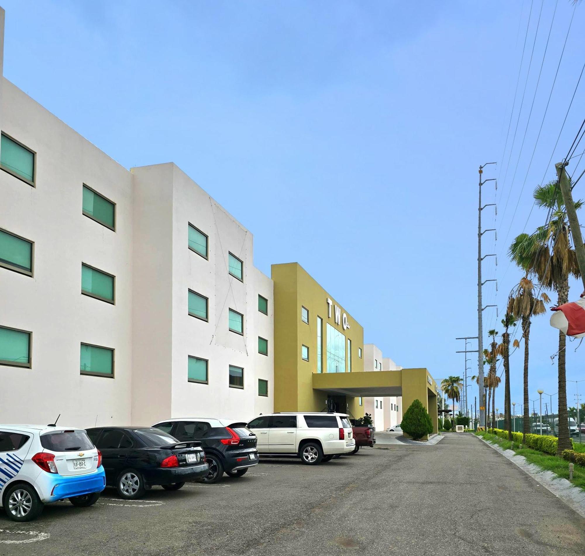 Hotel Two Select Culiacán Exterior photo