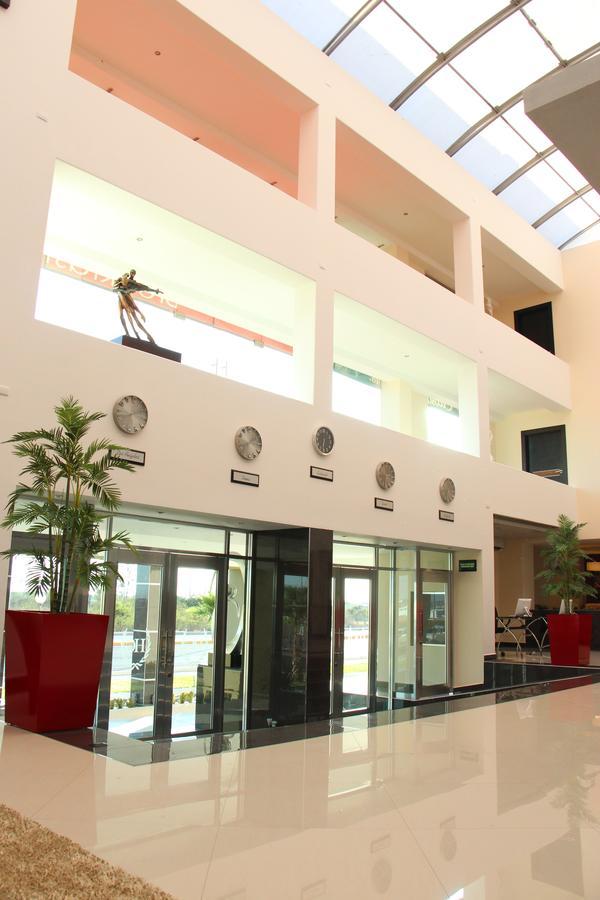 Hotel Two Select Culiacán Exterior photo